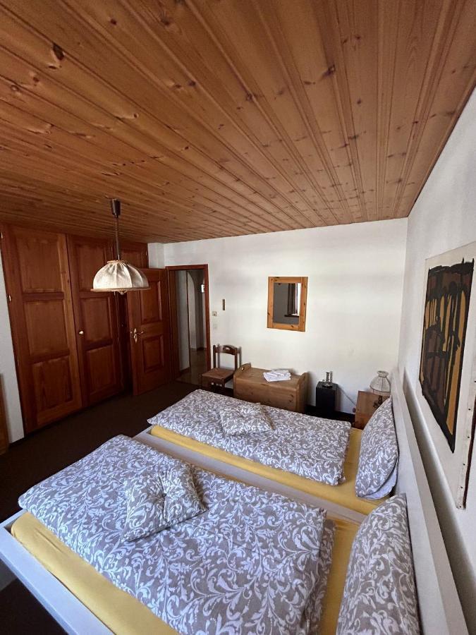 Casa Lalla Affittasi Nel Centro Di Poschiavo Exteriör bild